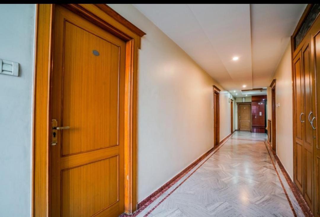 Hotel Tara International Hyderabad Exteriör bild